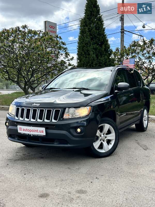 Внедорожник / Кроссовер Jeep Compass 2011 в 