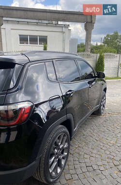 Внедорожник / Кроссовер Jeep Compass 2020 в 