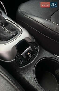 Внедорожник / Кроссовер Jeep Compass 2020 в 