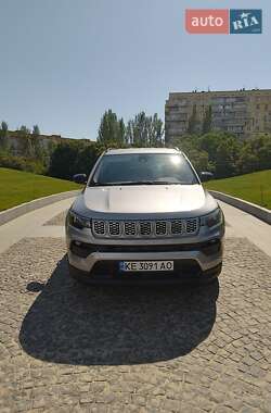 Позашляховик / Кросовер Jeep Compass 2021 в 