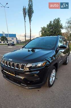 Внедорожник / Кроссовер Jeep Compass 2024 в 