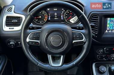 Внедорожник / Кроссовер Jeep Compass 2017 в 