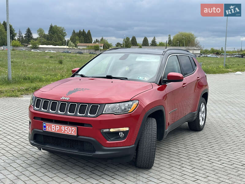 Позашляховик / Кросовер Jeep Compass 2018 в 