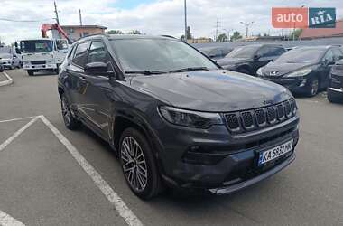 Внедорожник / Кроссовер Jeep Compass 2024 в 