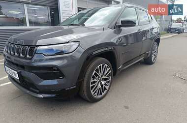 Внедорожник / Кроссовер Jeep Compass 2024 в 