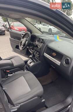 Внедорожник / Кроссовер Jeep Compass 2015 в 