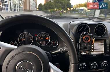 Внедорожник / Кроссовер Jeep Compass 2016 в 
