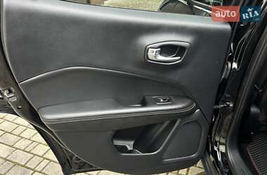 Внедорожник / Кроссовер Jeep Compass 2020 в 