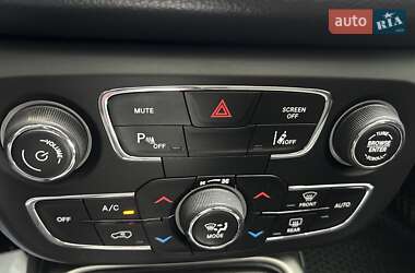 Внедорожник / Кроссовер Jeep Compass 2020 в 