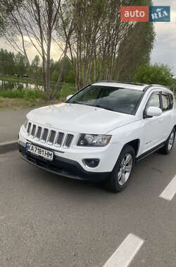 Позашляховик / Кросовер Jeep Compass 2015 в Бучі
