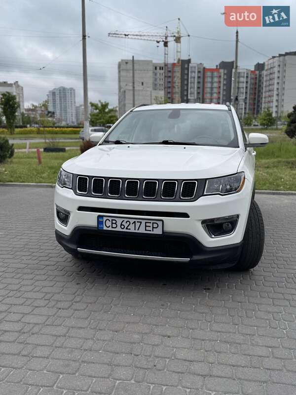 Внедорожник / Кроссовер Jeep Compass 2019 в 