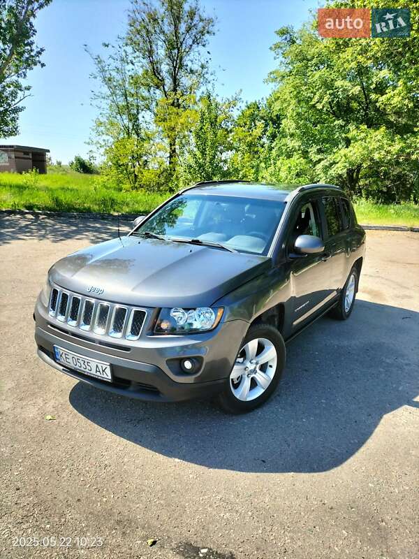 Внедорожник / Кроссовер Jeep Compass 2016 в Каменском
