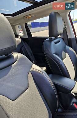 Позашляховик / Кросовер Jeep Compass 2020 в 