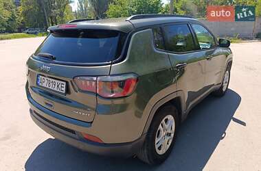 Внедорожник / Кроссовер Jeep Compass 2017 в 