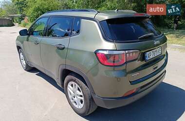 Внедорожник / Кроссовер Jeep Compass 2017 в 