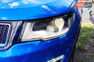 Внедорожник / Кроссовер Jeep Compass 2017 в 
