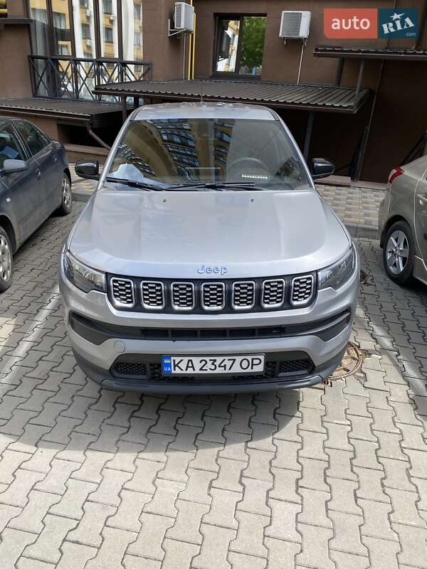 Внедорожник / Кроссовер Jeep Compass 2023 в 
