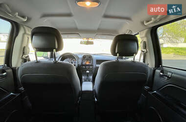 Внедорожник / Кроссовер Jeep Compass 2014 в 