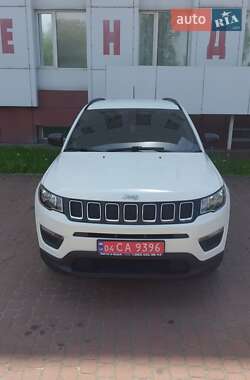 Внедорожник / Кроссовер Jeep Compass 2017 в 