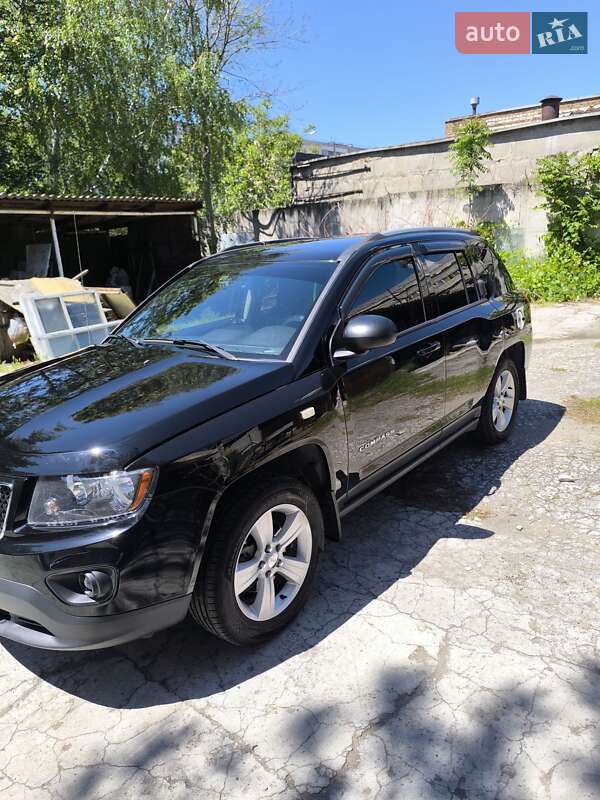 Позашляховик / Кросовер Jeep Compass 2016 в Запоріжжі