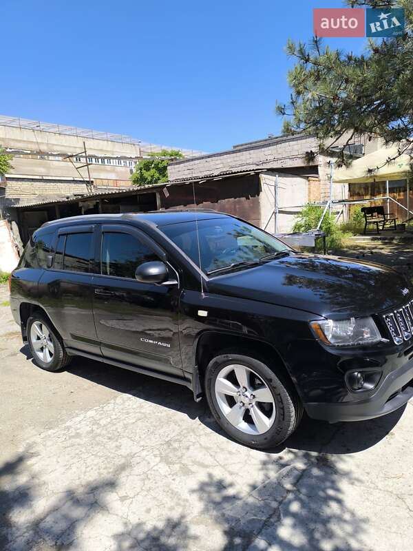 Позашляховик / Кросовер Jeep Compass 2016 в Запоріжжі