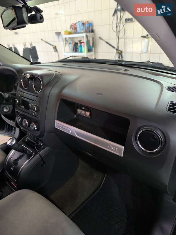 Позашляховик / Кросовер Jeep Compass 2016 в Запоріжжі