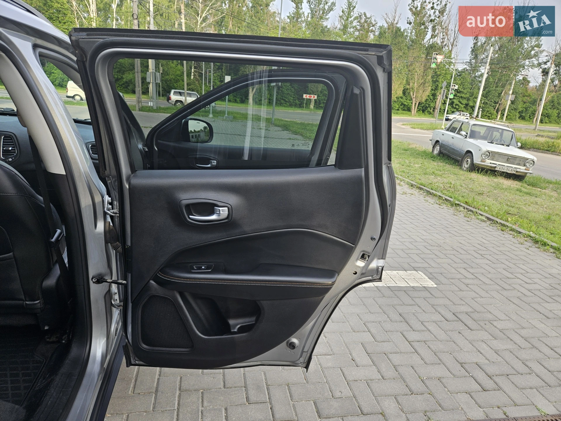 2017 Jeep Compass - мініатюра 23