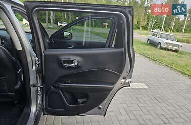 Позашляховик / Кросовер Jeep Compass 2017 в 