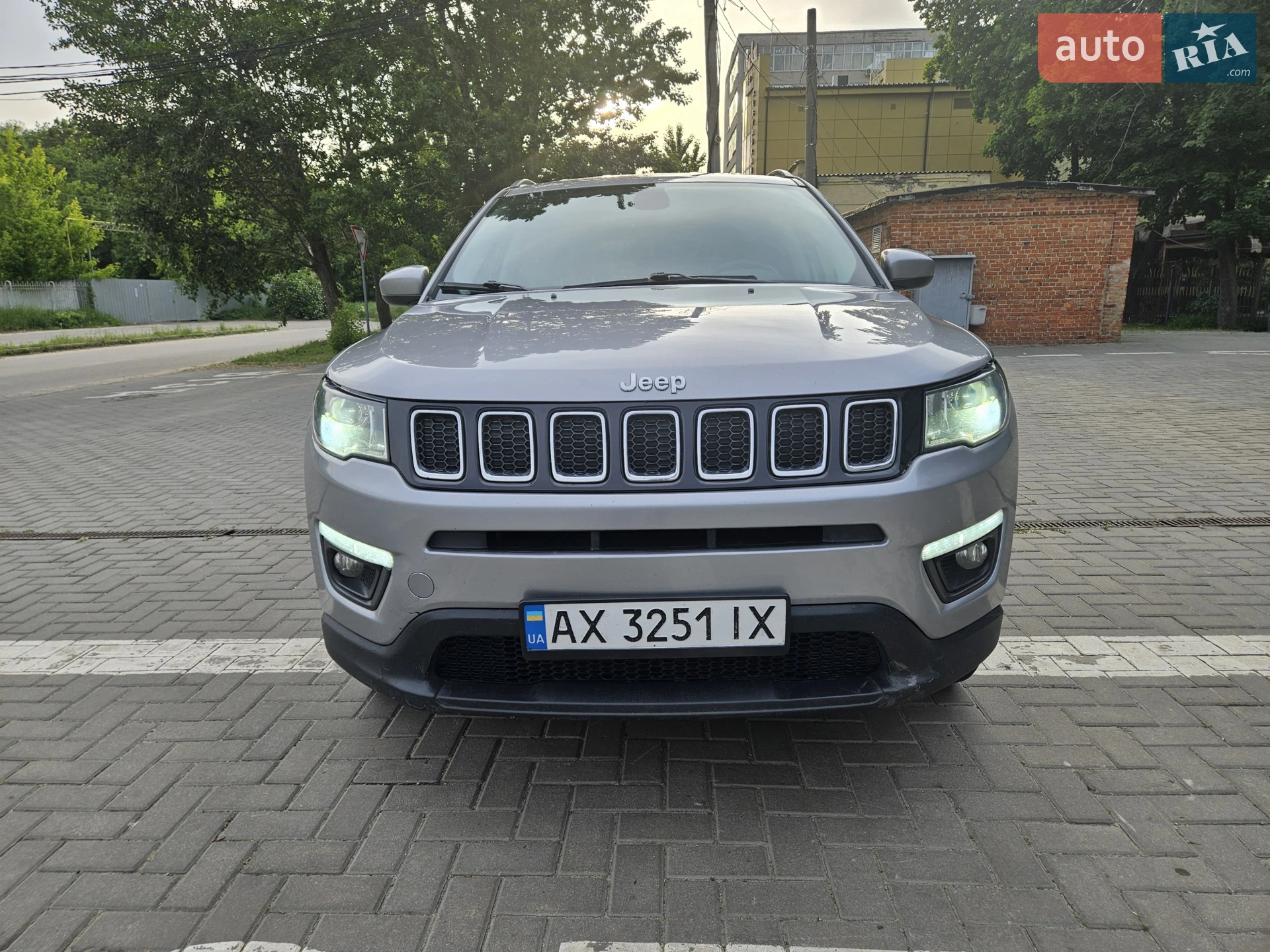 2017 Jeep Compass - мініатюра 12
