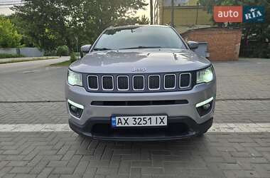 Позашляховик / Кросовер Jeep Compass 2017 в 