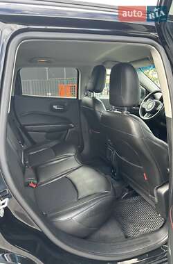 Внедорожник / Кроссовер Jeep Compass 2019 в 