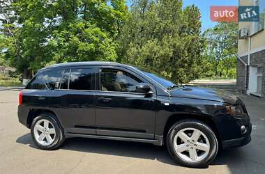 Внедорожник / Кроссовер Jeep Compass 2014 в 