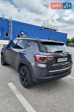 Внедорожник / Кроссовер Jeep Compass 2019 в 