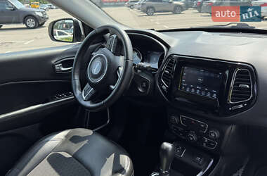 Позашляховик / Кросовер Jeep Compass 2018 в 
