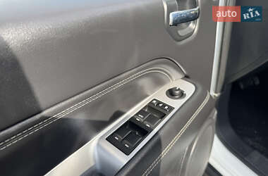 Внедорожник / Кроссовер Jeep Compass 2015 в 