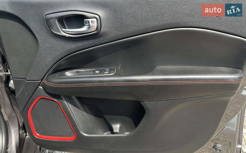 Внедорожник / Кроссовер Jeep Compass 2019 в Коломые