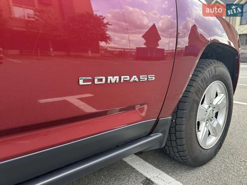 Внедорожник / Кроссовер Jeep Compass 2013 в Киеве