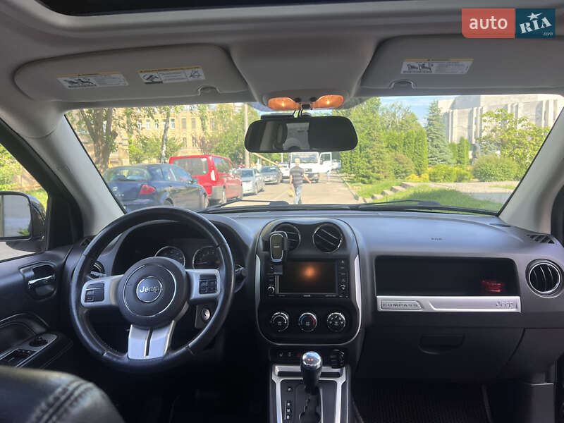 Внедорожник / Кроссовер Jeep Compass 2014 в Киеве