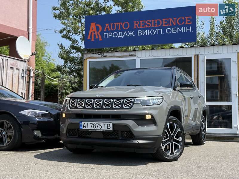 Позашляховик / Кросовер Jeep Compass 2022 в 