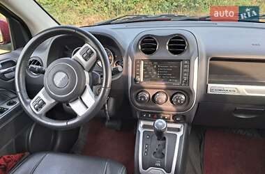 Внедорожник / Кроссовер Jeep Compass 2013 в 