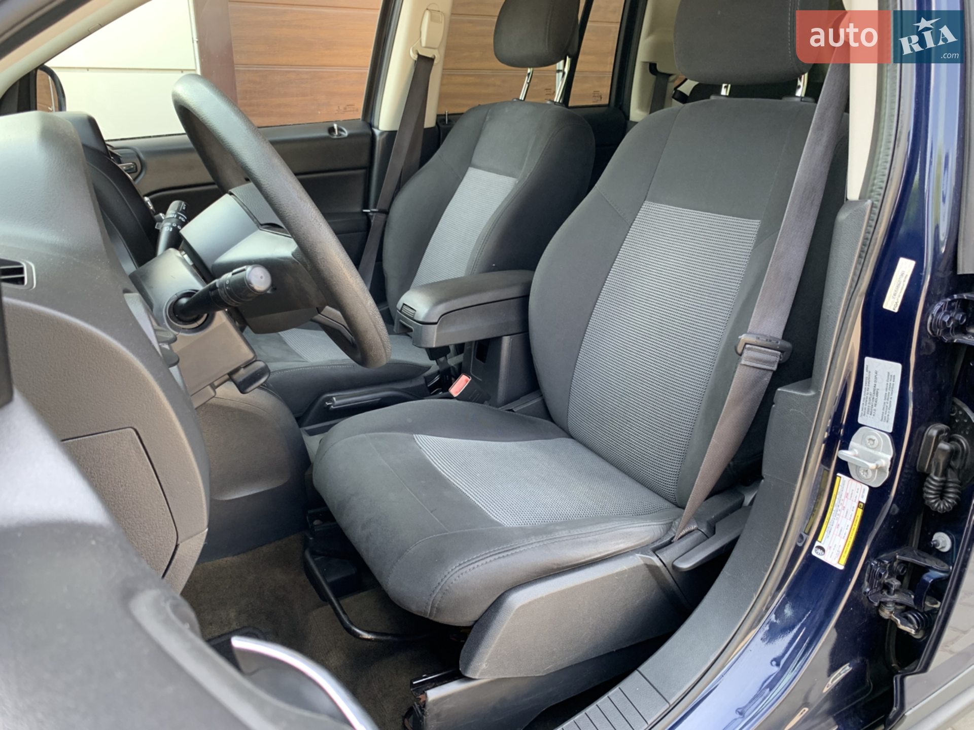 2016 Jeep Compass - мініатюра 25