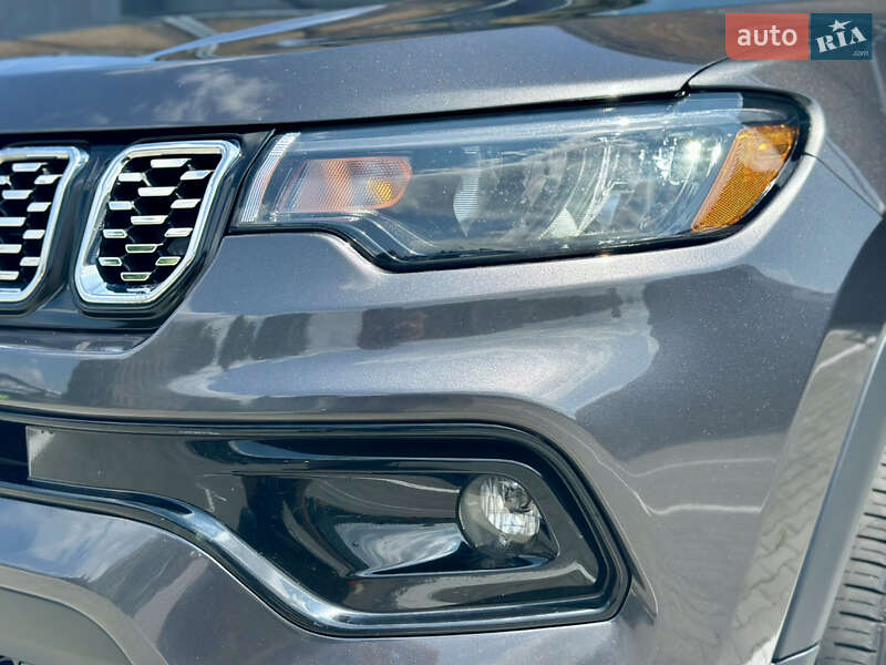Внедорожник / Кроссовер Jeep Compass 2022 в Киеве