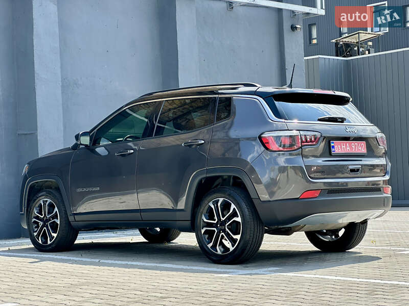 Внедорожник / Кроссовер Jeep Compass 2022 в Киеве