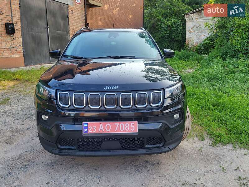 Внедорожник / Кроссовер Jeep Compass 2022 в 