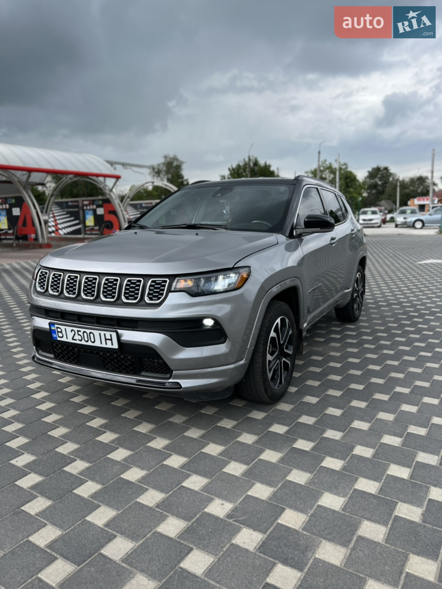 2022 Jeep Compass - фото 1