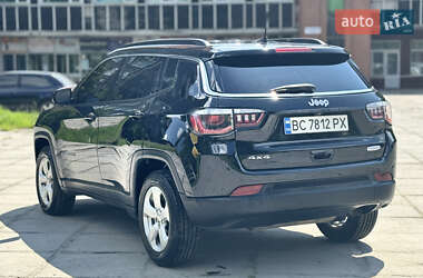 Внедорожник / Кроссовер Jeep Compass 2018 в 