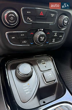 Внедорожник / Кроссовер Jeep Compass 2019 в 