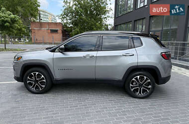 Внедорожник / Кроссовер Jeep Compass 2022 в 