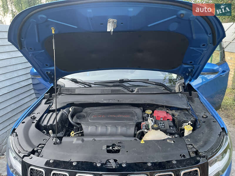 Внедорожник / Кроссовер Jeep Compass 2019 в Киеве