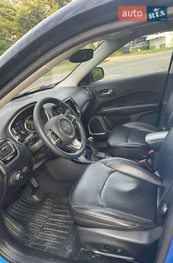 Внедорожник / Кроссовер Jeep Compass 2019 в 